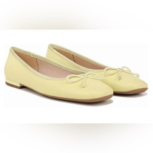 Franco Sarto Light Yellow Flats - Picture 1 of 4